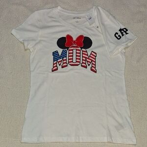NWT-GAP Disney 'MOM' Minnie Graphic Tee Sz M